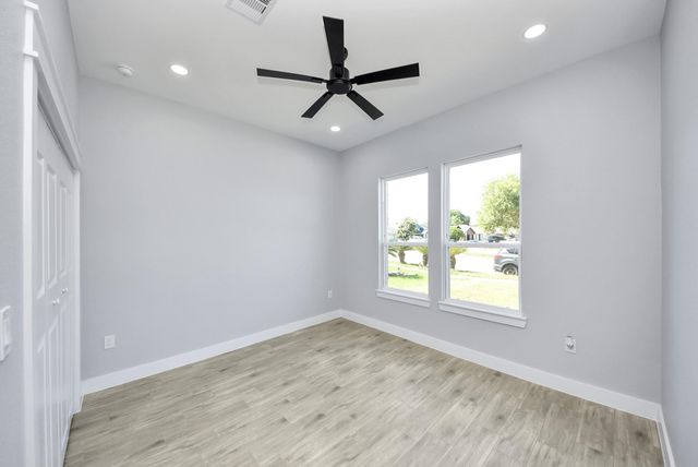4606 Iroquois Drive, Pasadena, TX 77504