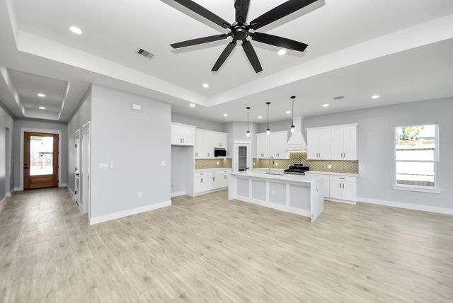 4606 Iroquois Drive, Pasadena, TX 77504