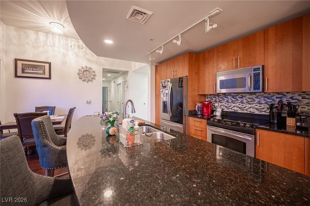 200 West Sahara Avenue 501, Las Vegas, NV 89102