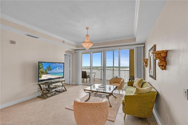 2743 1st ST # 2404, Fort Myers, FL 33916