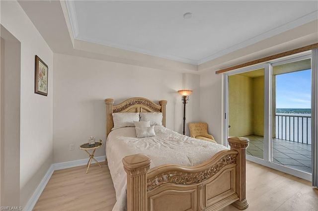 2743 1st ST # 2404, Fort Myers, FL 33916