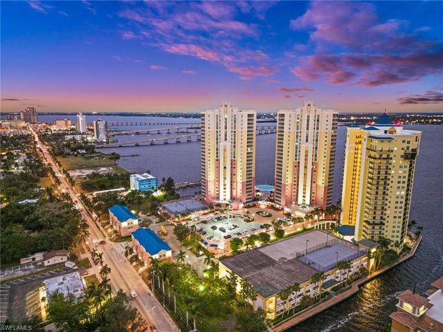 2743 1st ST # 2404, Fort Myers, FL 33916