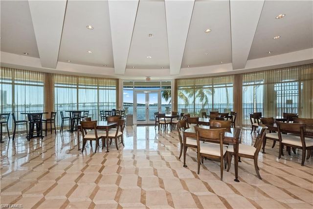 2743 1st ST # 2404, Fort Myers, FL 33916