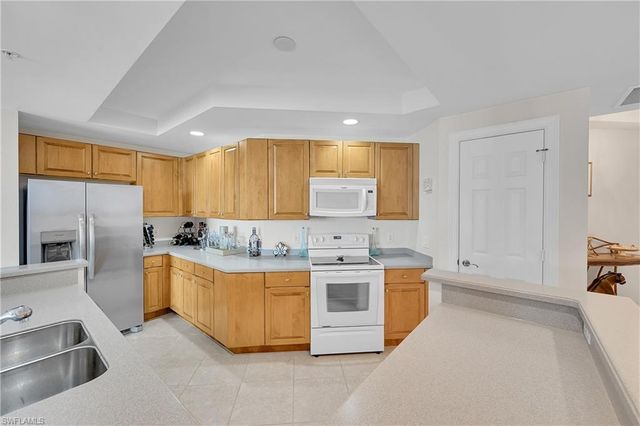 2743 1st ST # 2404, Fort Myers, FL 33916