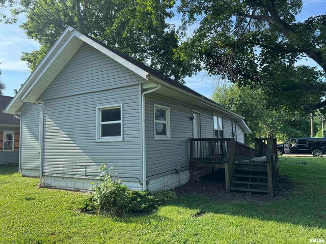 1420 W CHERRY Street, Herrin, IL 61948