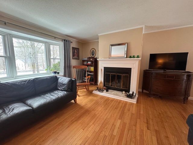 43 Base Hill Road, Keene, NH 03431