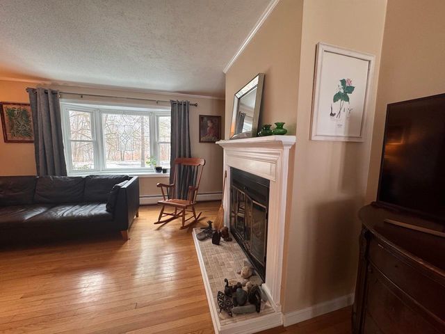 43 Base Hill Road, Keene, NH 03431