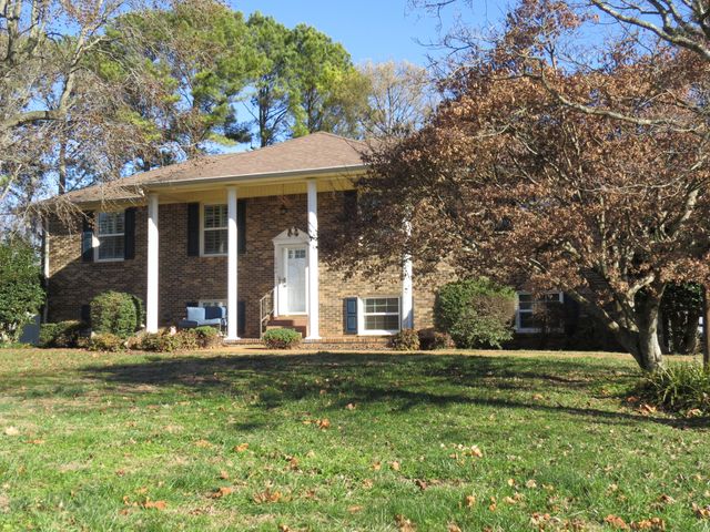 6006 Clifton Dr, Columbia, TN 38401