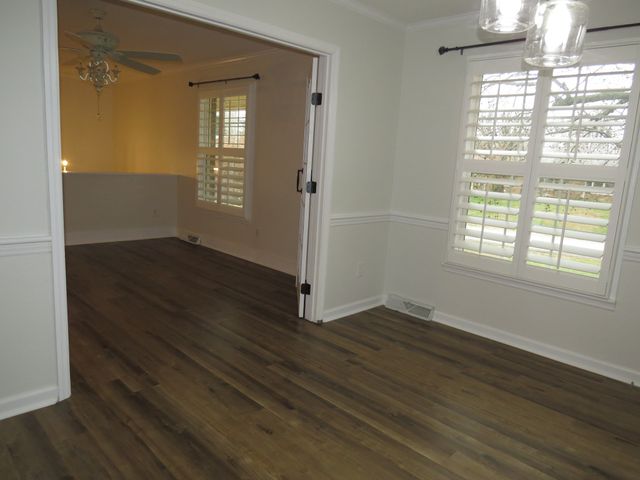 6006 Clifton Dr, Columbia, TN 38401