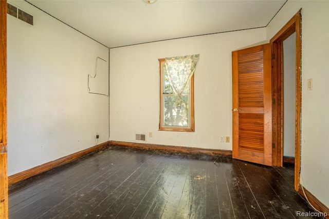224 S Pennsylvania Avenue, Lansing, MI 48912