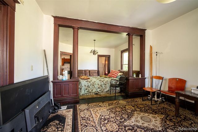224 S Pennsylvania Avenue, Lansing, MI 48912