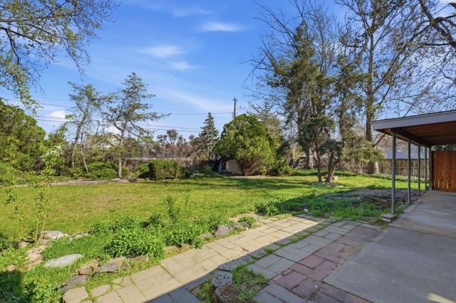 702 W 36th Place, Kennewick, WA 99337