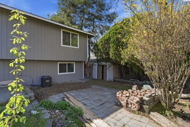 702 W 36th Place, Kennewick, WA 99337