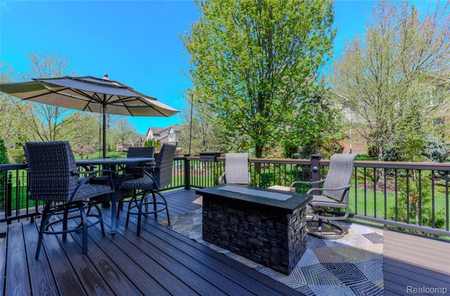 44896 Broadmoor Circle S 109, Northville Township, MI 48168