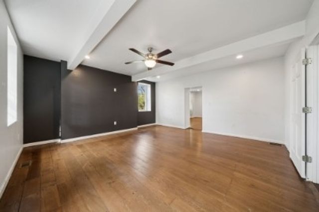 8113 State Route 22, New Alexandria, PA 15670