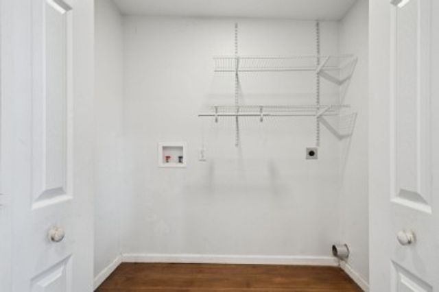 8113 State Route 22, New Alexandria, PA 15670