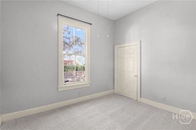 301-303 E Henry Street, Savannah, GA 31401