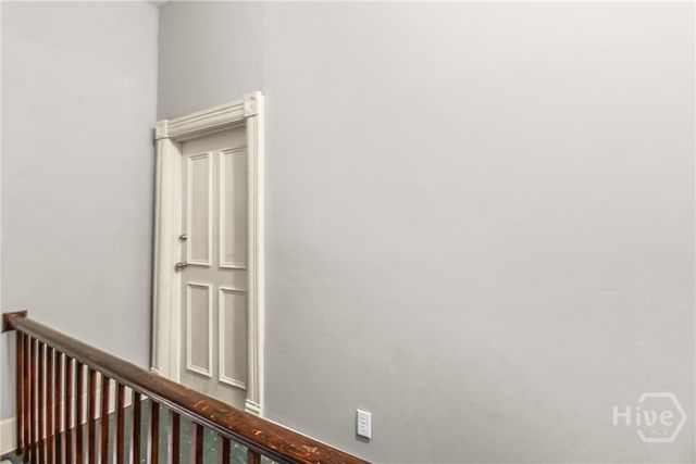 301-303 E Henry Street, Savannah, GA 31401