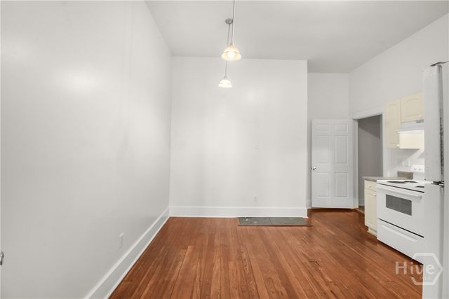 301-303 E Henry Street, Savannah, GA 31401