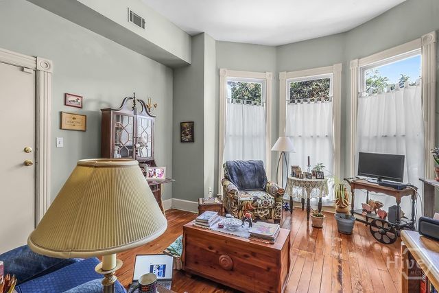 301-303 E Henry Street, Savannah, GA 31401