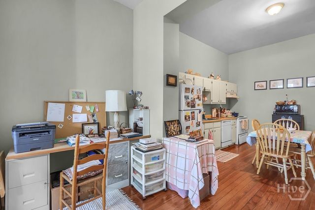 301-303 E Henry Street, Savannah, GA 31401