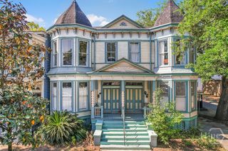 301-303 E Henry Street, Savannah, GA 31401