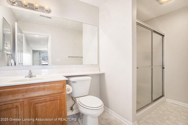 105 Carom Circle, Mason, MI 48854