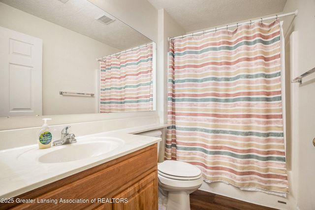 105 Carom Circle, Mason, MI 48854