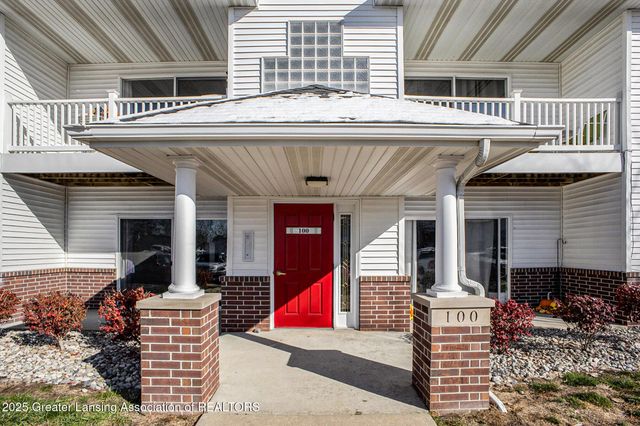 105 Carom Circle, Mason, MI 48854