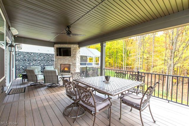 2770 Weeping Pine Drive, Medina, OH 44256