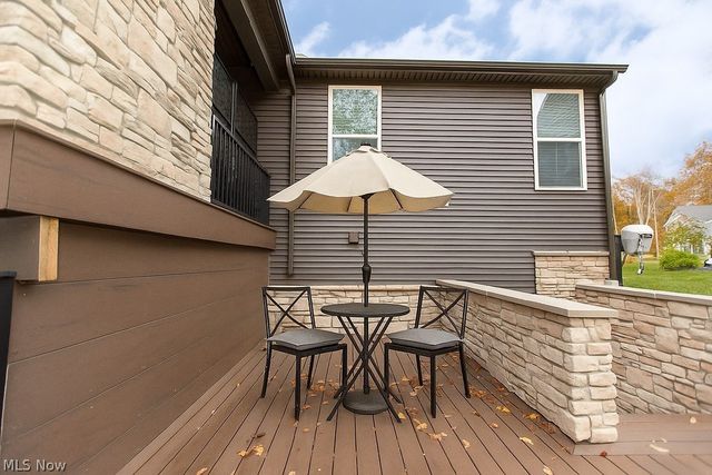 2770 Weeping Pine Drive, Medina, OH 44256
