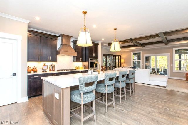 2770 Weeping Pine Drive, Medina, OH 44256