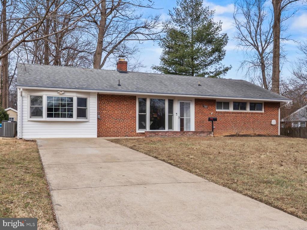 7418 NANCEMOND ST, Springfield, VA 22150