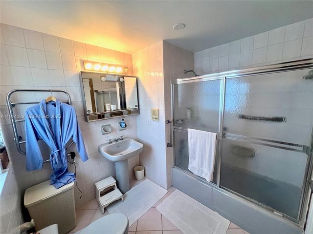 1558 Sevilla Ave, Coral Gables, FL 33134