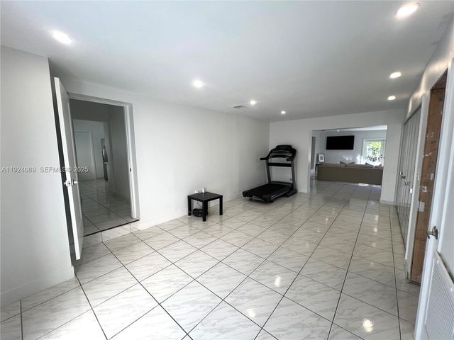 1558 Sevilla Ave, Coral Gables, FL 33134