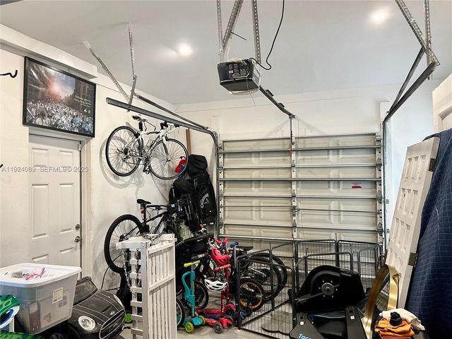 1558 Sevilla Ave, Coral Gables, FL 33134