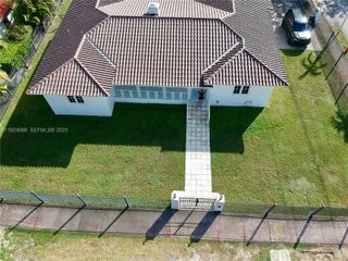 1558 Sevilla Ave, Coral Gables, FL 33134