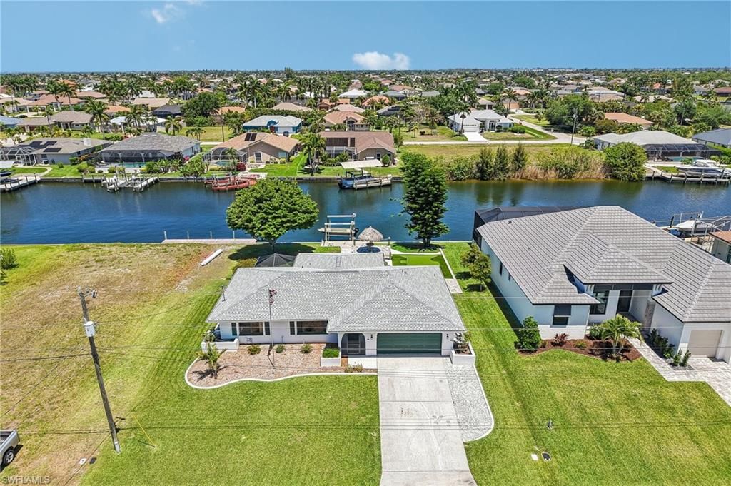 Image 34 of property listing at 2609 SW 37th ST, Cape Coral, FL 33914
