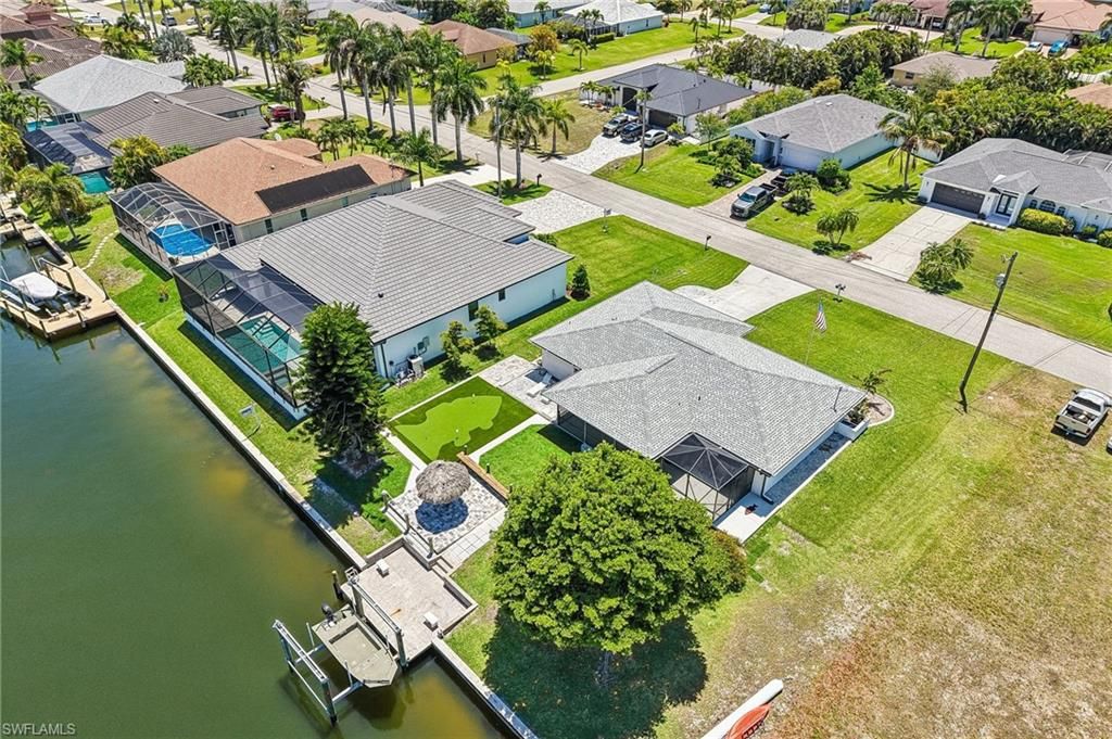Image 38 of property listing at 2609 SW 37th ST, Cape Coral, FL 33914