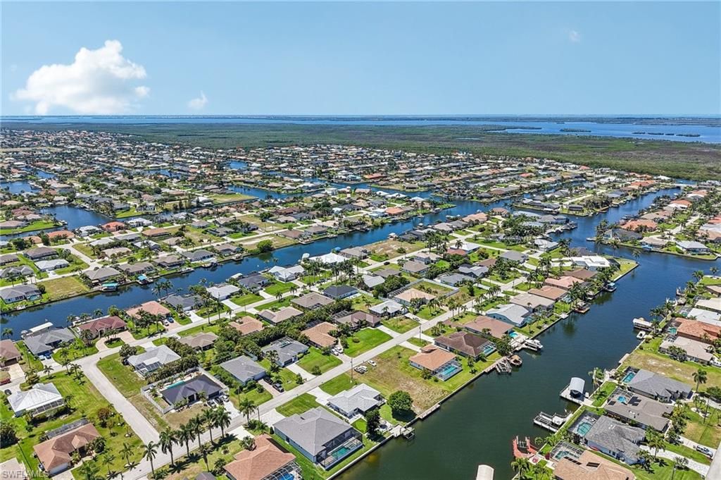Image 45 of property listing at 2609 SW 37th ST, Cape Coral, FL 33914