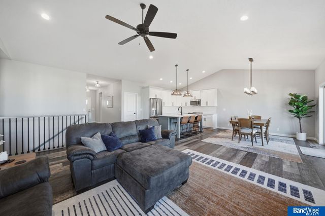 11731 N 145Th Street, Waverly, NE 68462