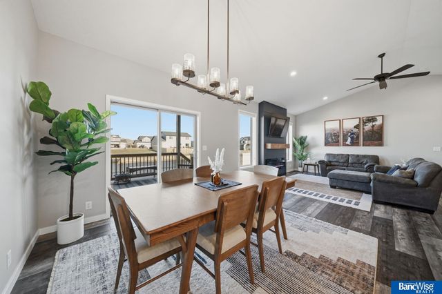 11731 N 145Th Street, Waverly, NE 68462