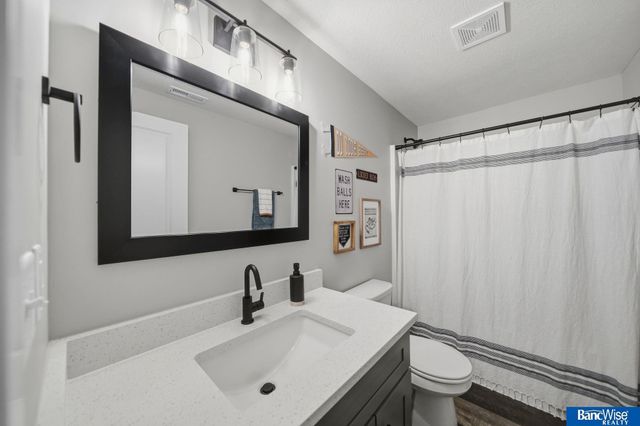 11731 N 145Th Street, Waverly, NE 68462