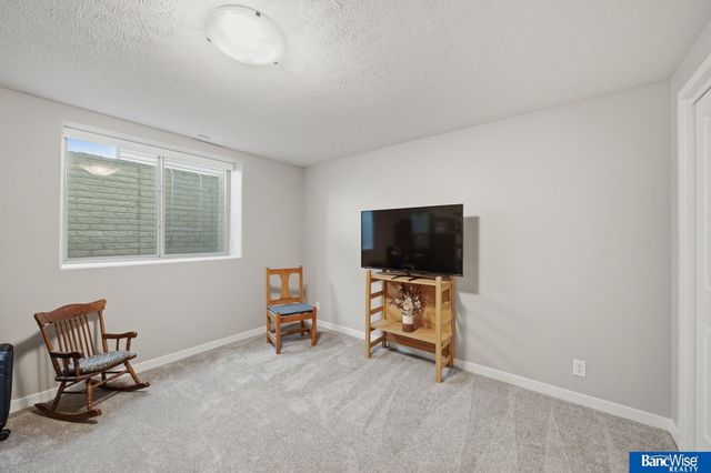 11731 N 145Th Street, Waverly, NE 68462