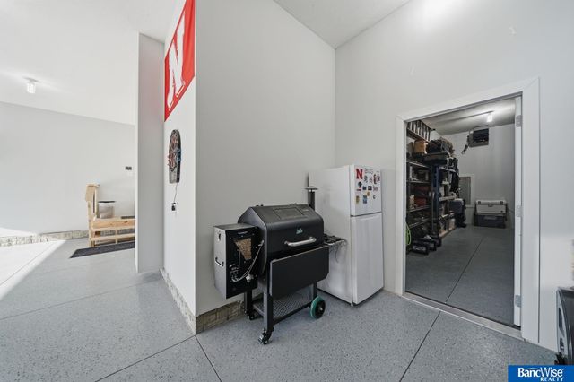 11731 N 145Th Street, Waverly, NE 68462