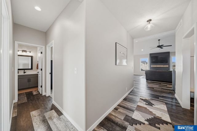 11731 N 145Th Street, Waverly, NE 68462