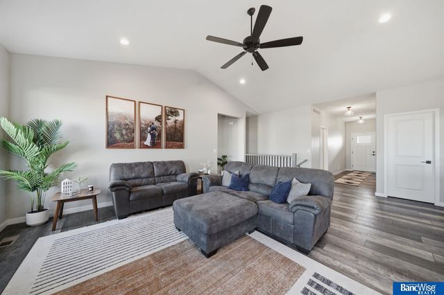 11731 N 145Th Street, Waverly, NE 68462