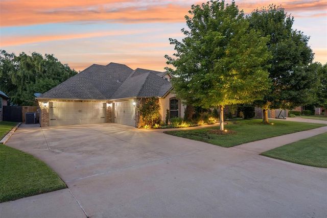 1821 NW 196th Street, Edmond, OK 73012