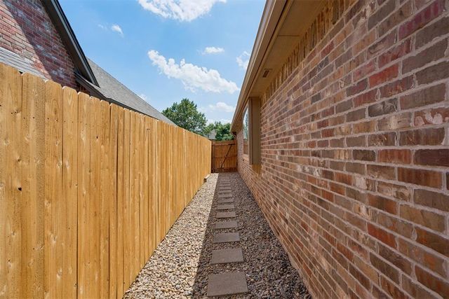 1821 NW 196th Street, Edmond, OK 73012