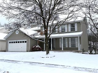 914 Palm Bay Drive, Ballwin, MO 63021